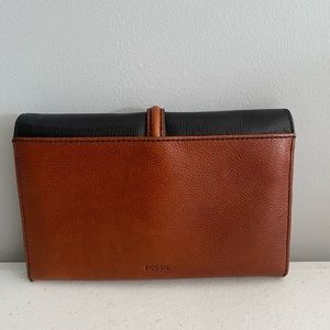 Fossil wallet